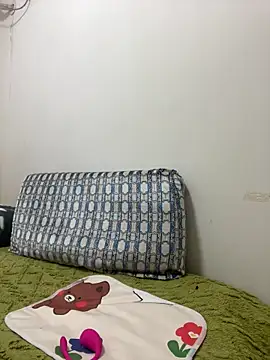 angel-h's cam snapshot