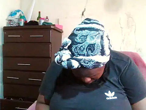 sexybigboobz's cam snapshot