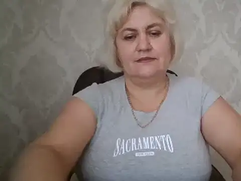 AngelaFamez's cam snapshot