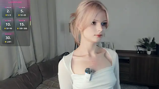 LaureMestler live sex cam