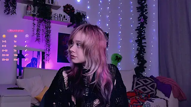 Lollyshy's cam snapshot