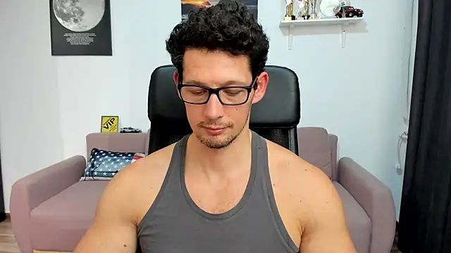 BrutusK08's cam snapshot