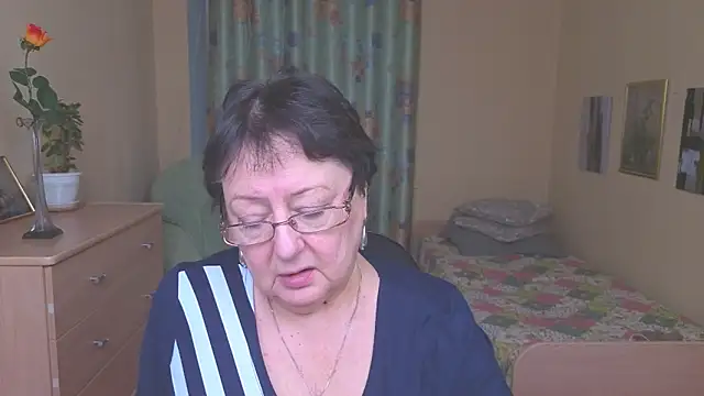 Margo_Moll's cam snapshot