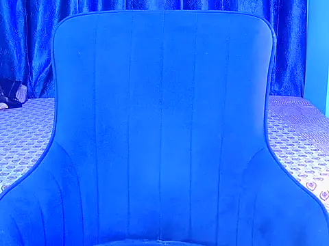 yours-angell's cam snapshot