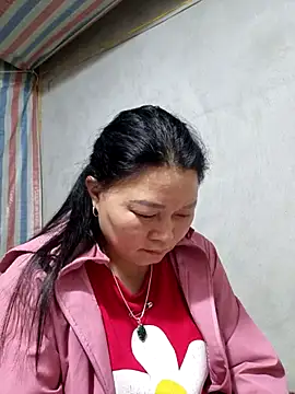 yoowwmr's cam snapshot