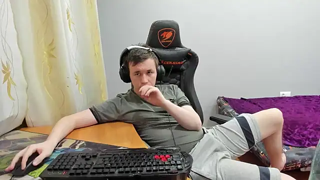 iliaskrislove's cam snapshot