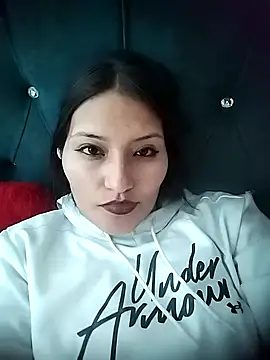 emmaa_garciia's cam snapshot