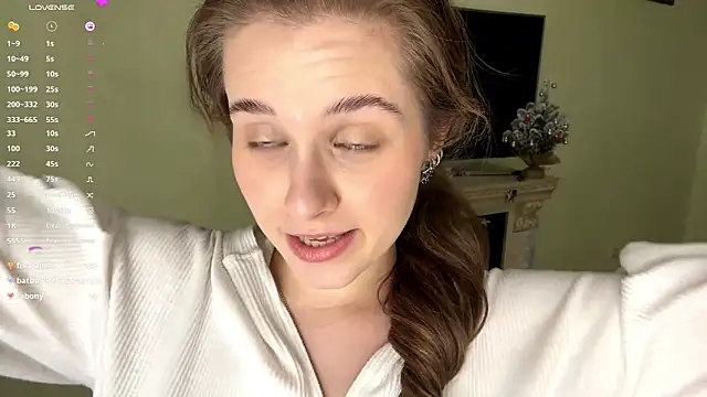 MiaBlanko's cam snapshot