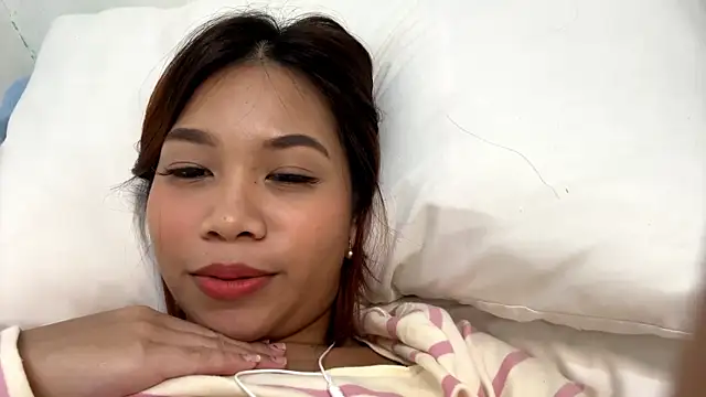 RethaStorto's cam snapshot