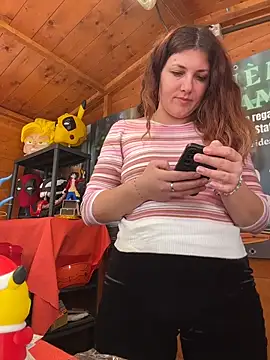 DaisyVibesss's cam snapshot