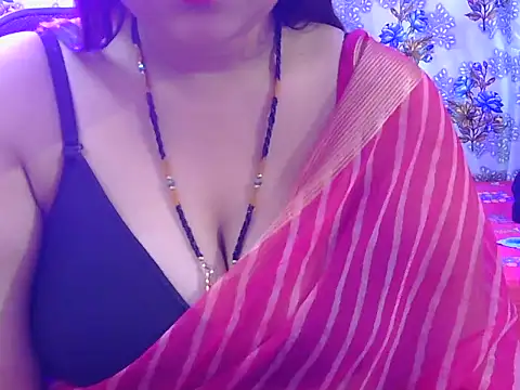 sexy-shikha79's cam snapshot