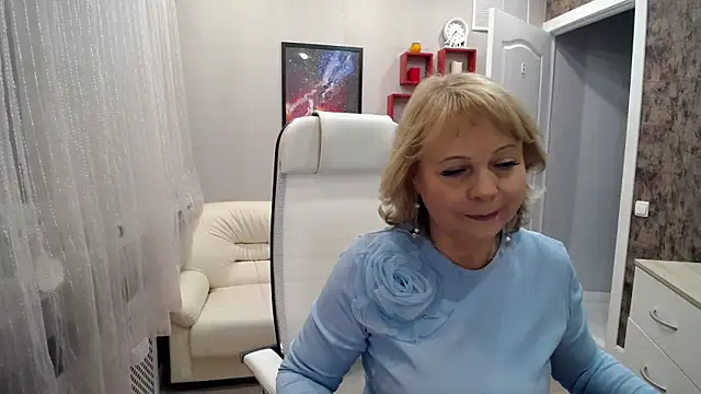 Milla_Cutie18's cam snapshot