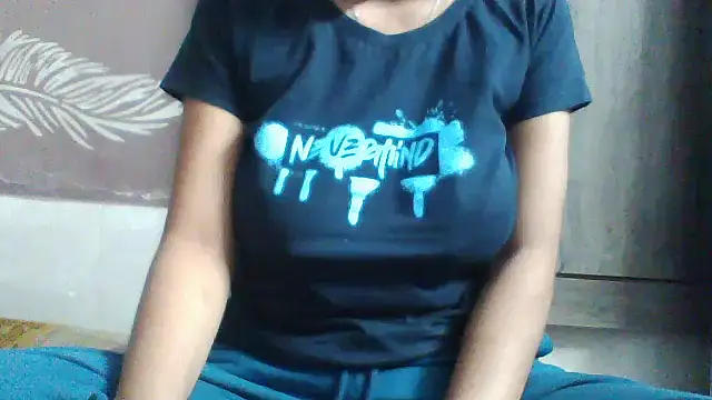 shalini_fire's cam snapshot