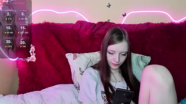 AliceHaris's cam snapshot