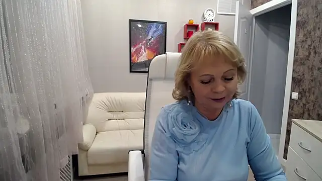 Milla_Cutie18's cam snapshot