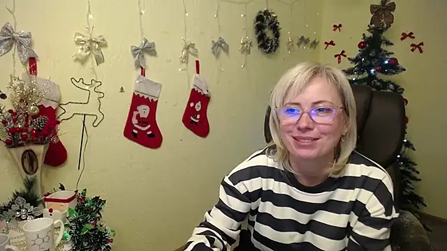 LaurenWishy's cam snapshot