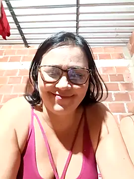 Dirty-Momm-Divorced-Hot's cam snapshot