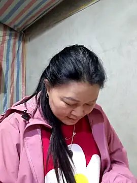 yoowwmr's cam snapshot