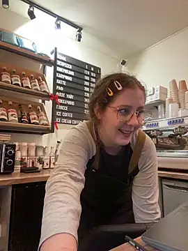 cinnabon_'s cam snapshot