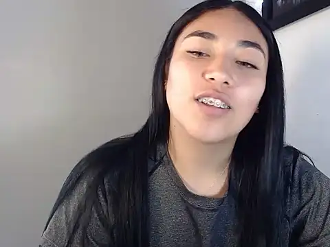 AmberGold-'s cam snapshot