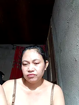 Everleigh_mom's cam snapshot