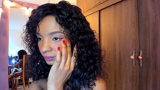 alikahouston4's cam snapshot