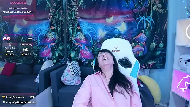 LindaRomero's cam snapshot