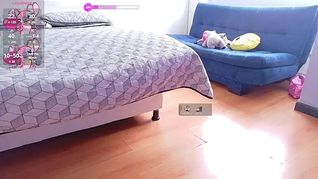 _lucysmith's cam snapshot