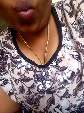 Mathi_cam's cam snapshot