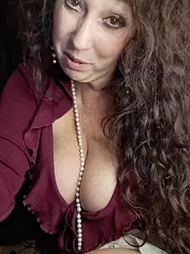 GypsyEsmeralda live sex cam