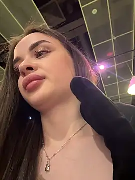 KristiRich live sex cam