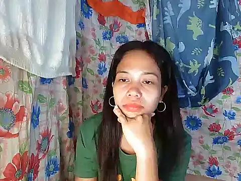 PinaySkinnyGirl live sex cam