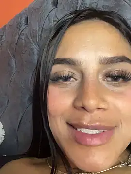 Emily_sharlot's cam snapshot