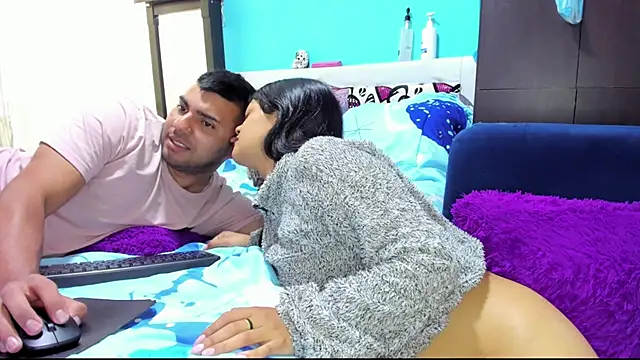 LazyandSniffer28 live sex cam