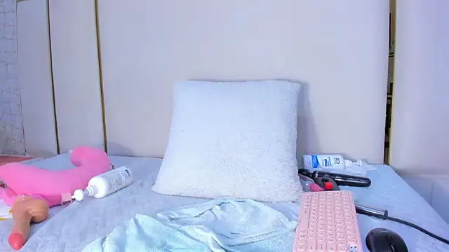 paola_rodriguez's cam snapshot