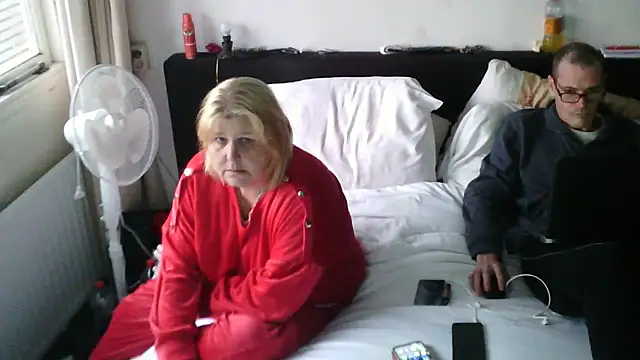 Sylviastar46's cam snapshot