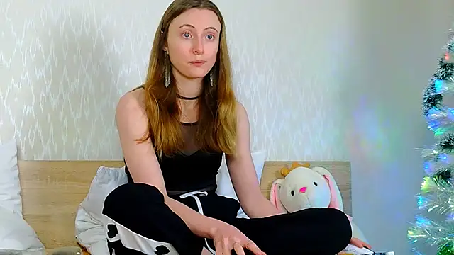 Cowell_Adelina's cam snapshot