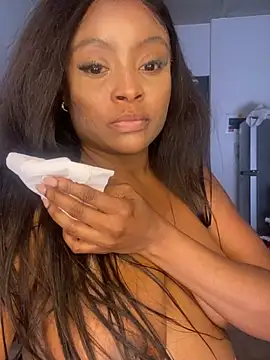 SexyDee025's cam snapshot