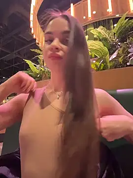 KristiRich live sex cam