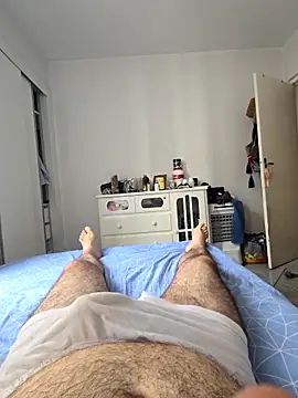 MysterBearMG live sex cam