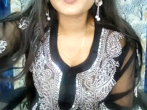 Aarvi_Arora's cam snapshot