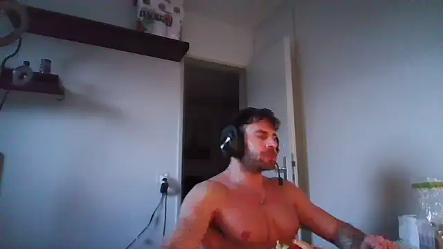 alpha-hunk live sex cam