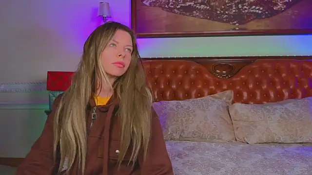 Real_Tini live sex cam