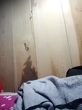 Bino_dy01's cam snapshot