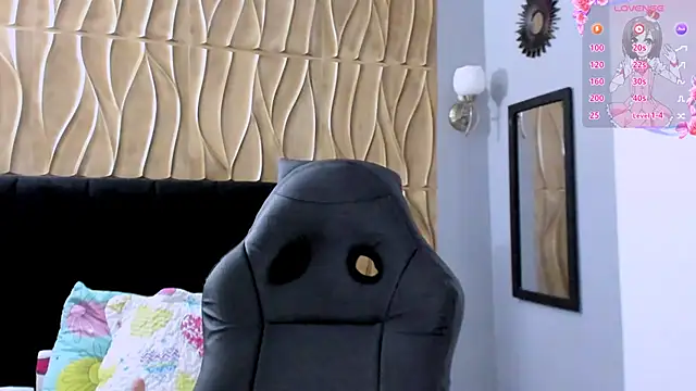 _vaiolet_owo live sex cam