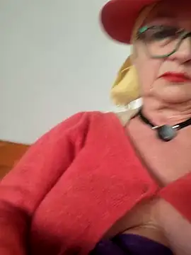 Hot-Muci live sex cam