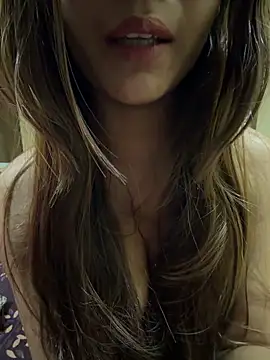 Queen_Shanuu live sex cam