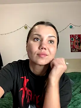 MiraMiss's cam snapshot