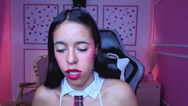 stephania_t's cam snapshot