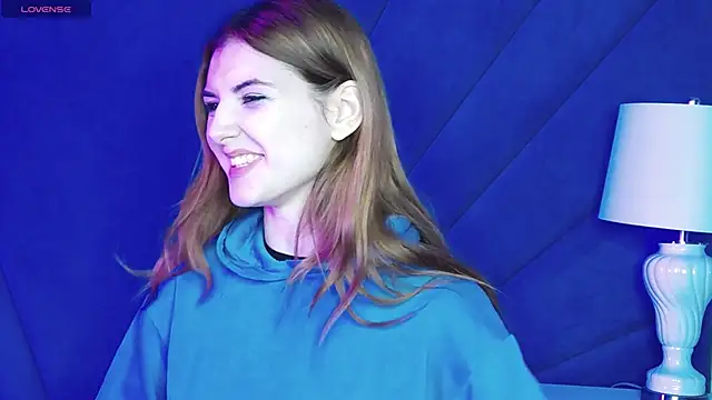 Evelisse's cam snapshot